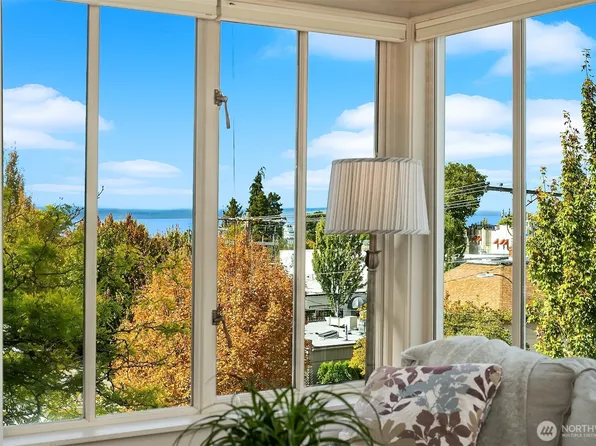 522 Dayton Street, Edmonds, WA 98020