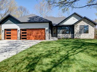 1851 E Vincent St, Springfield, MO 65804