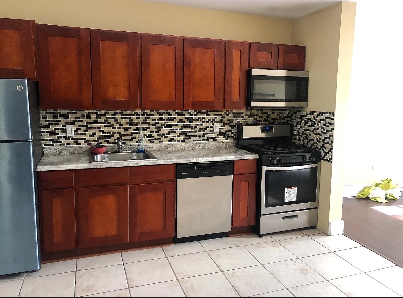 2 bed, $2,300 — Photo 1