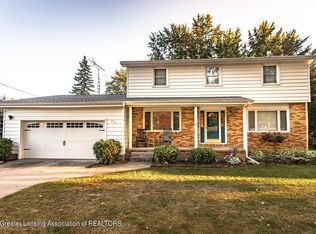 597 Hollywood Dr, Owosso, MI