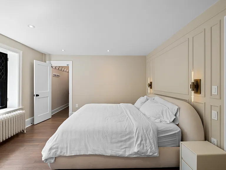 2329 Porter St NW — Photo 30