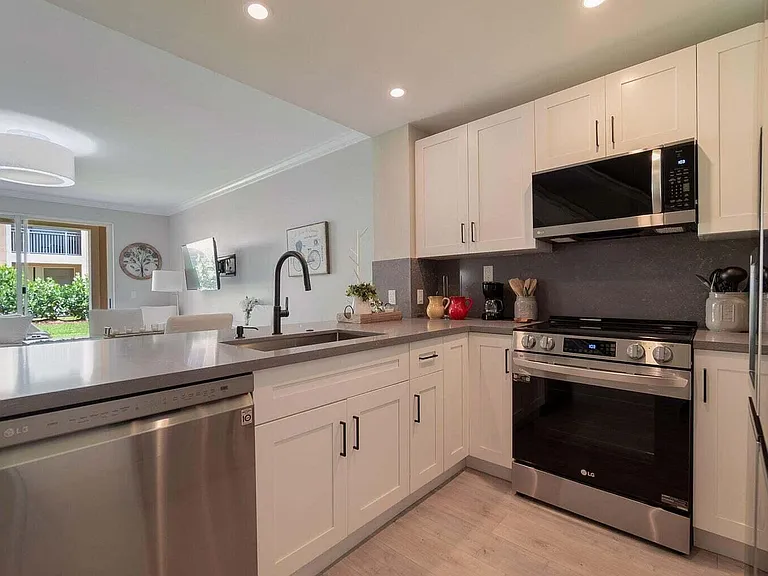 11789 Saint Andrews Pl #103 — Photo 6