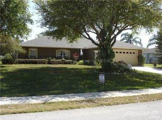 325 Medora St, Auburndale, FL 33823