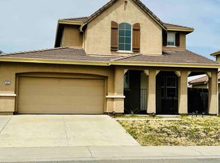 7021 Walter Ave, Sacramento, CA 95828