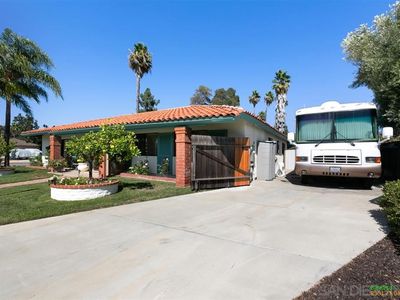 1662 W Country Club Ln W, Escondido, CA, 92026