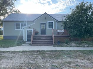 450 N Dakota St, Toronto, SD 57268