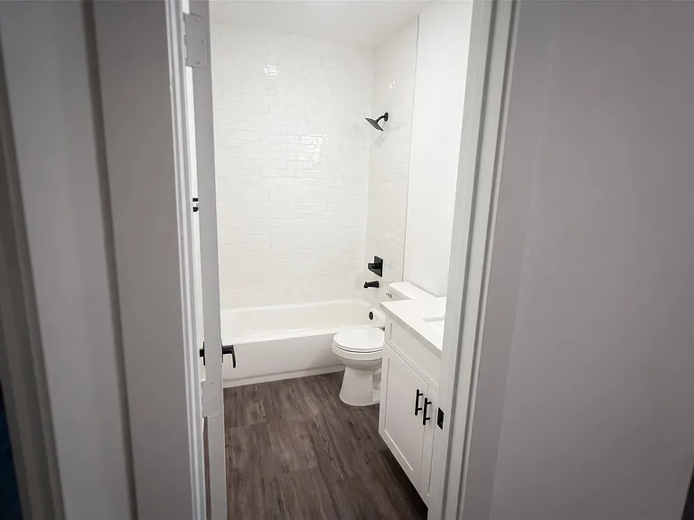 5838 Beldart St #A/B — Photo 16