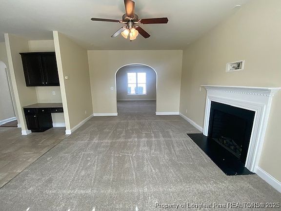 4th image of 3557 Castlefield Ln