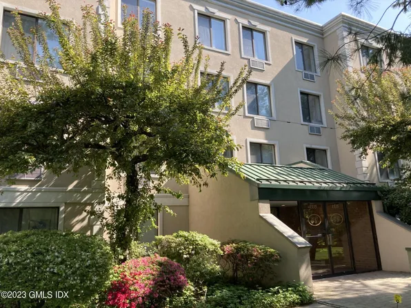 1535 E Putnam Ave APT 207, Greenwich, CT 06870