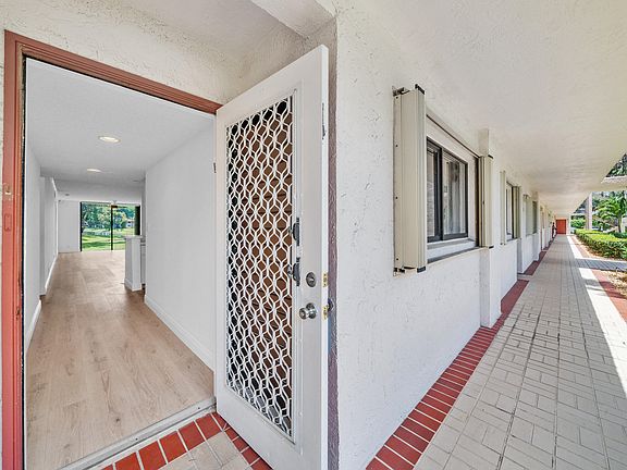 5th image of 15075 Witney Road #108