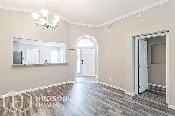 1664 Hudderfield Cir W — Photo 7