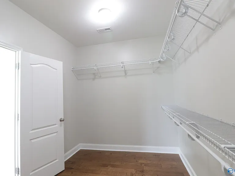 101 Mill Ridge Dr — Photo 24