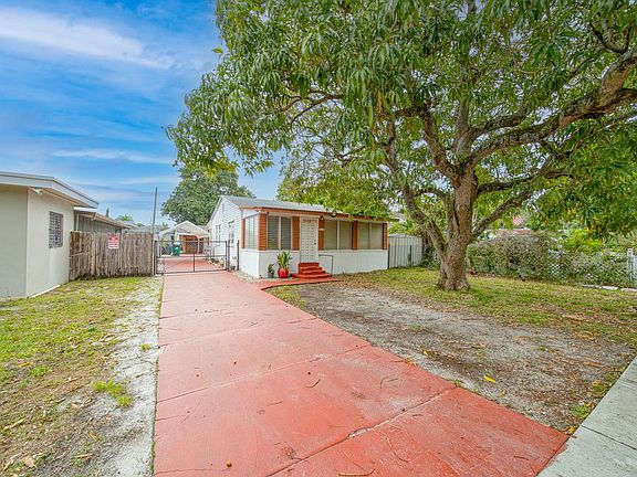 2nd image of 10633 NW 6th Avenue