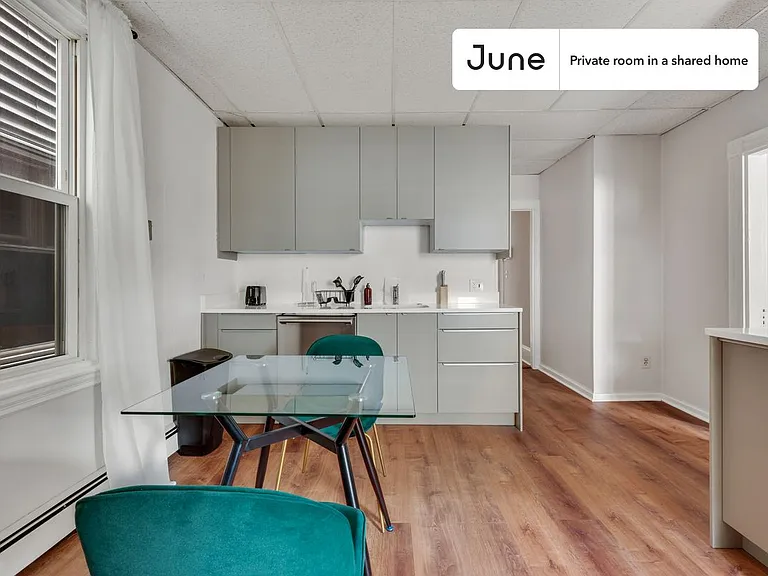 823 Dorchester Ave #C — Photo 5