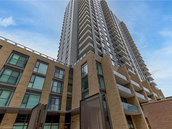3rd image of 55 Duke St W #323