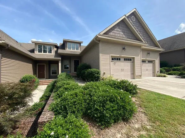 43 Cypress Cir, Southern Pines, NC 28387