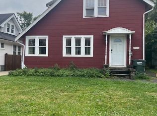 9722 Robinson Ave, Garfield Heights, OH 44125