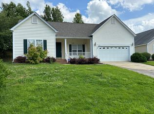 4722 Lone Tree Ct, Charlotte, NC 28269