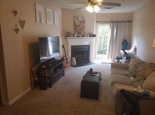 281 S Pickett St APT 102, Alexandria, VA 22304