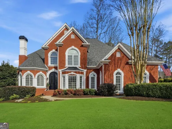 3154 Chipping Wood Ct, Milton, GA 30004