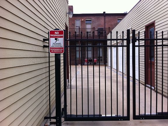 4th image of 1924 Geyer Ave Unit 1924C