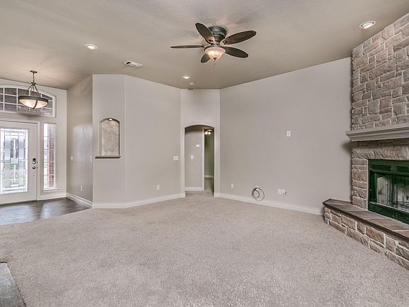 3rd image of 6106 Quinlin Ct