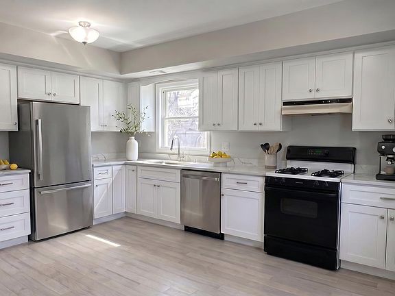 5th image of 155 Prescott Ave Floor 2