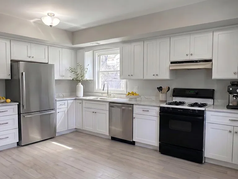 155 Prescott Ave #2 — Photo 5