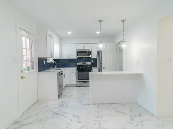 520 Adams Ln #2, North Brunswick, NJ 08902