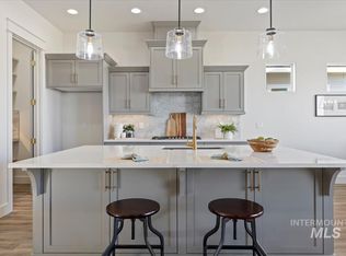 8820 E Snow Drop St, Nampa, ID 83687