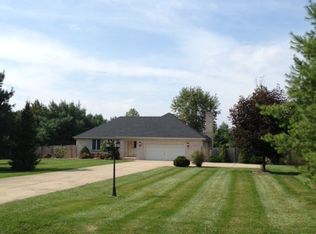 3458 Boone Grove Rd, Valparaiso, IN 46385