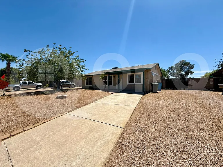 2465 E John Cabot Rd — Photo 16
