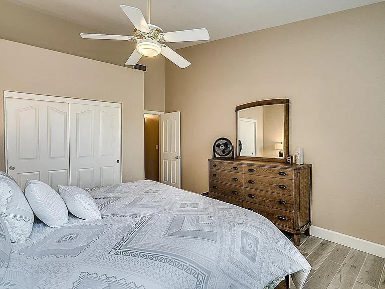 guest bedroom-2