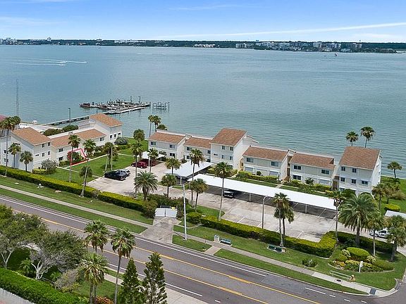 2nd image of 1401 Gulf Blvd APT 102