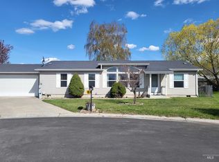 831 Juniper Ct, Lewiston, ID 83501