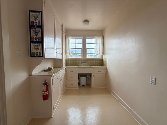 2nd image of 2030 Ashby Ave APT 12