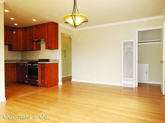 3rd image of 1285 44th Ave APT 4