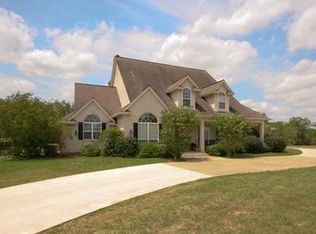 4618 Midsummer Ln, College Station, TX 77845