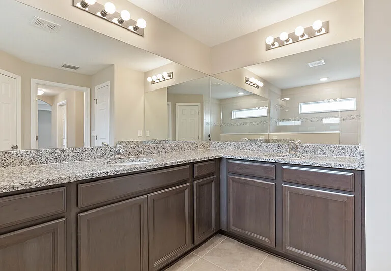 25 Woodfield Dr — Photo 24