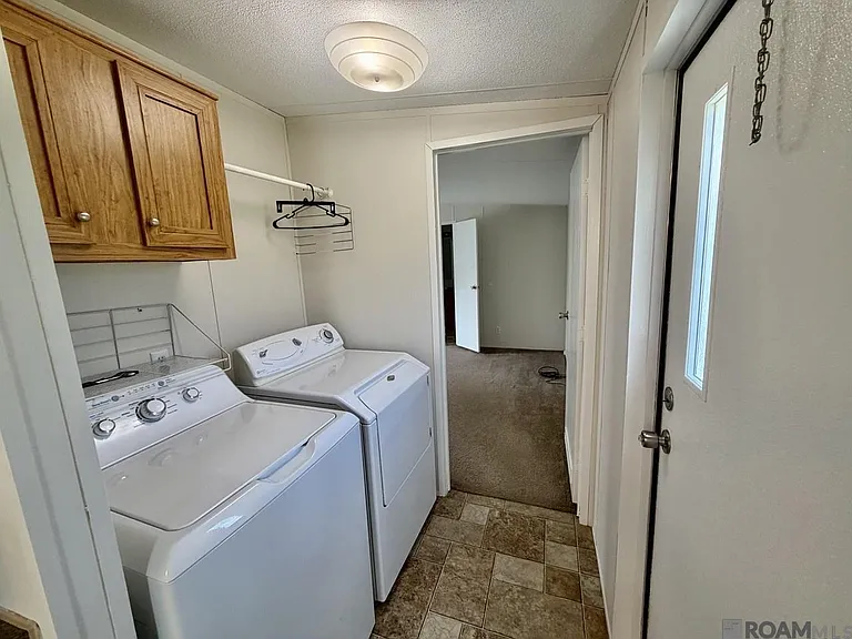 44126 Loop Rd — Photo 12