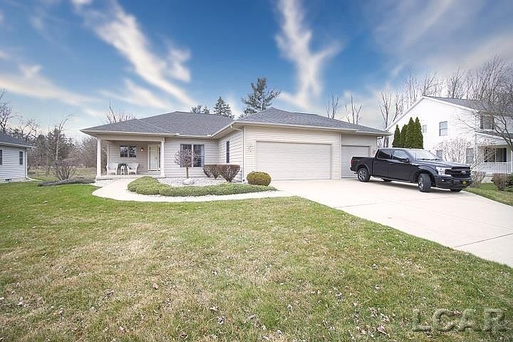 1st image of 144 Nicole Dr