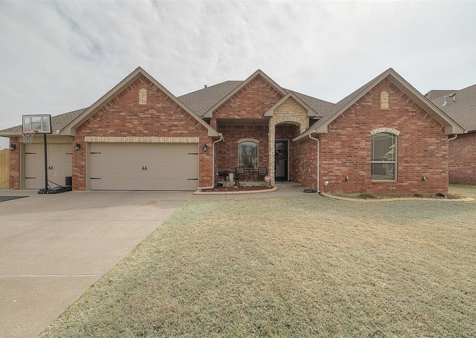 1st image of 2816 Morgan Trace Rd