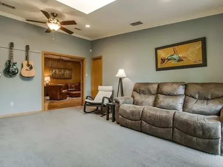 6446 Bob O Link Dr — Photo 17