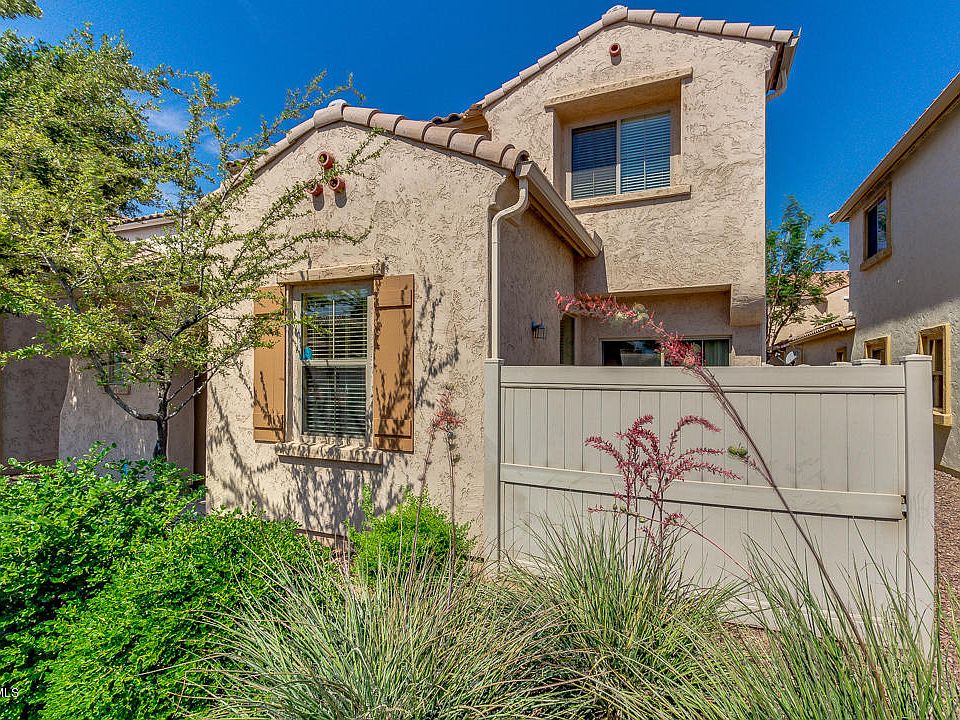 1st image of 1926 W Faria Ln