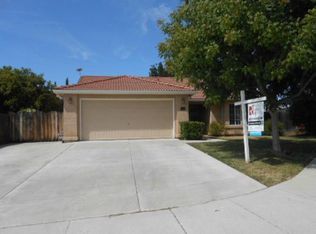 2170 Spruce Dr, Hollister, CA 95023