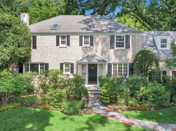 149 Fairmount Rd, Ridgewood, NJ 07450
