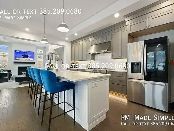 2nd image of 1876 W Oak Wood Cir