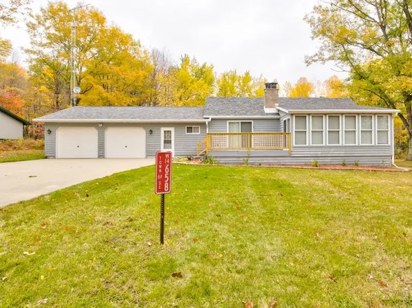 W14658 Bluebird Rd, Silver Cliff, WI 54104