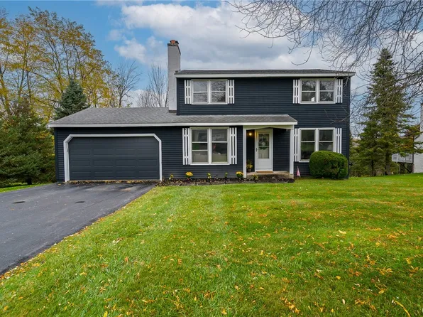 101 Northwood Way, Camillus, NY 13031