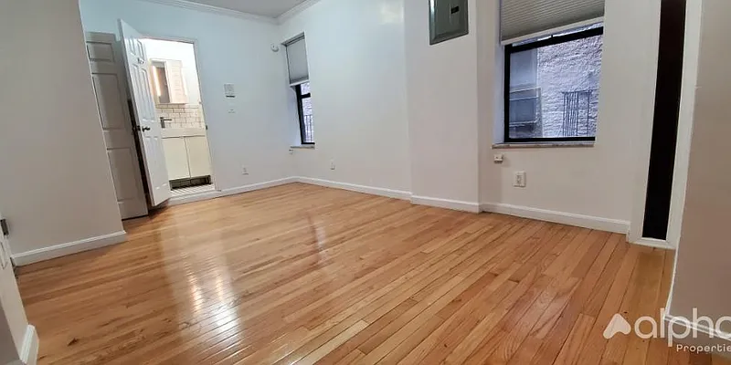 Rented by Alpha Properties NYC I LLC | media 4